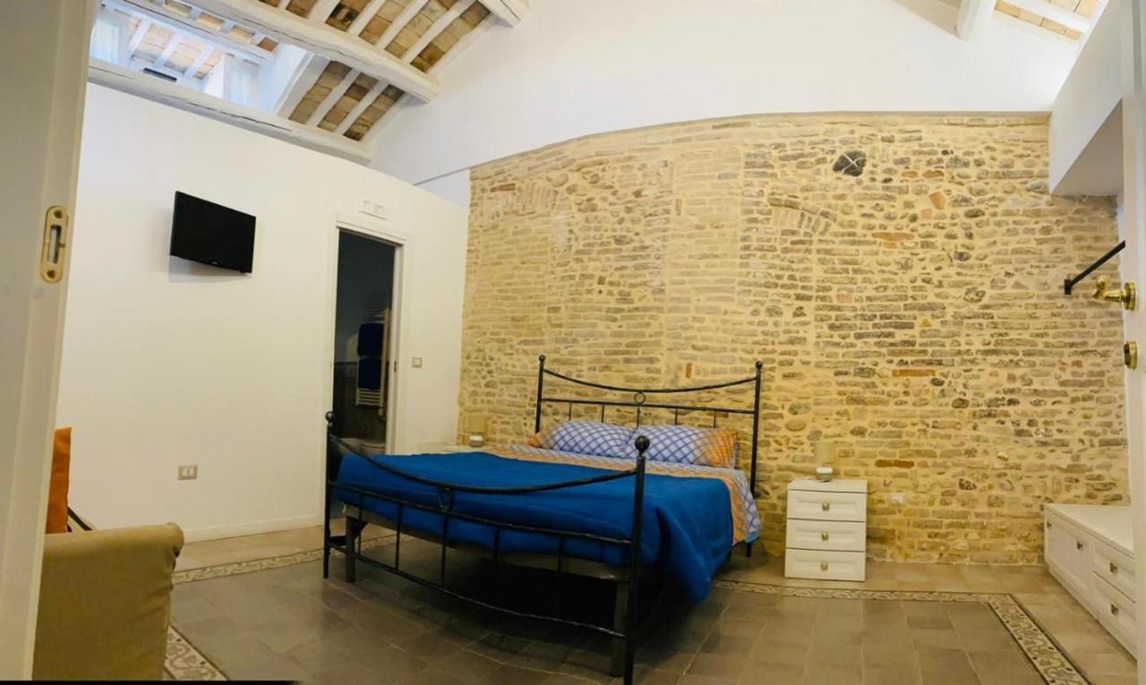 Residenza In Piazzetta Hotel Vasto Bagian luar foto