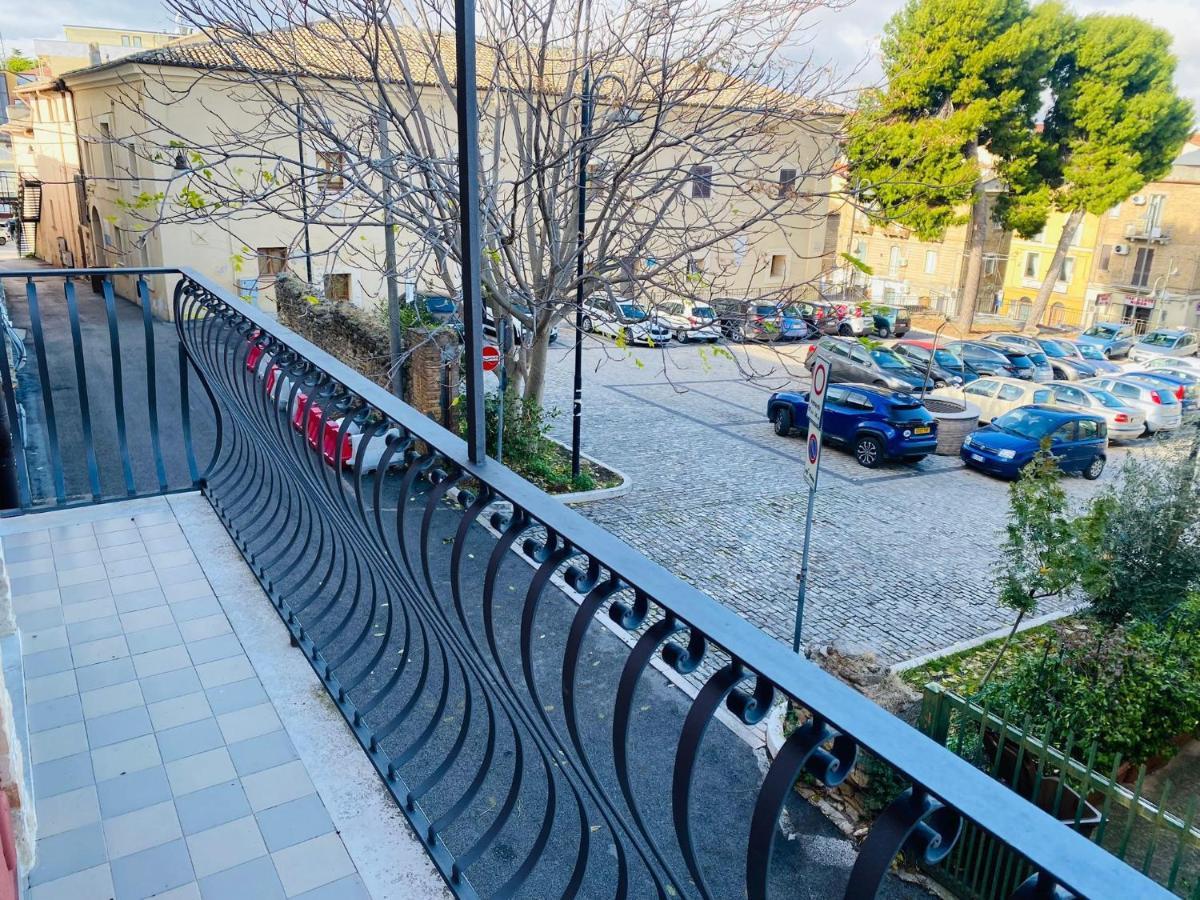 Residenza In Piazzetta Hotel Vasto Bagian luar foto